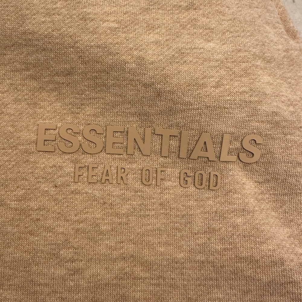 Fear of God Essentials kids sweat shorts size 10 New with tags! - Picture 3 of 6